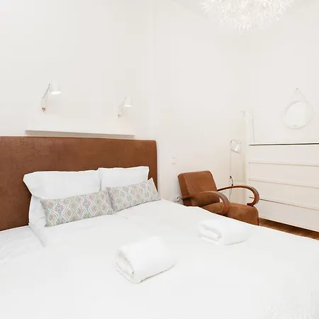 Center Starowiejska By Renters Апартаменты